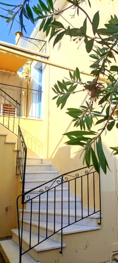 Lourantos Bayside Apartments Vathy  Eksteriør bilde